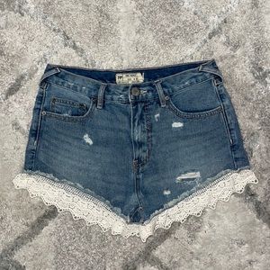 Free People Distressed High Rise Medium Wash Denim Shorts Women's Size 26